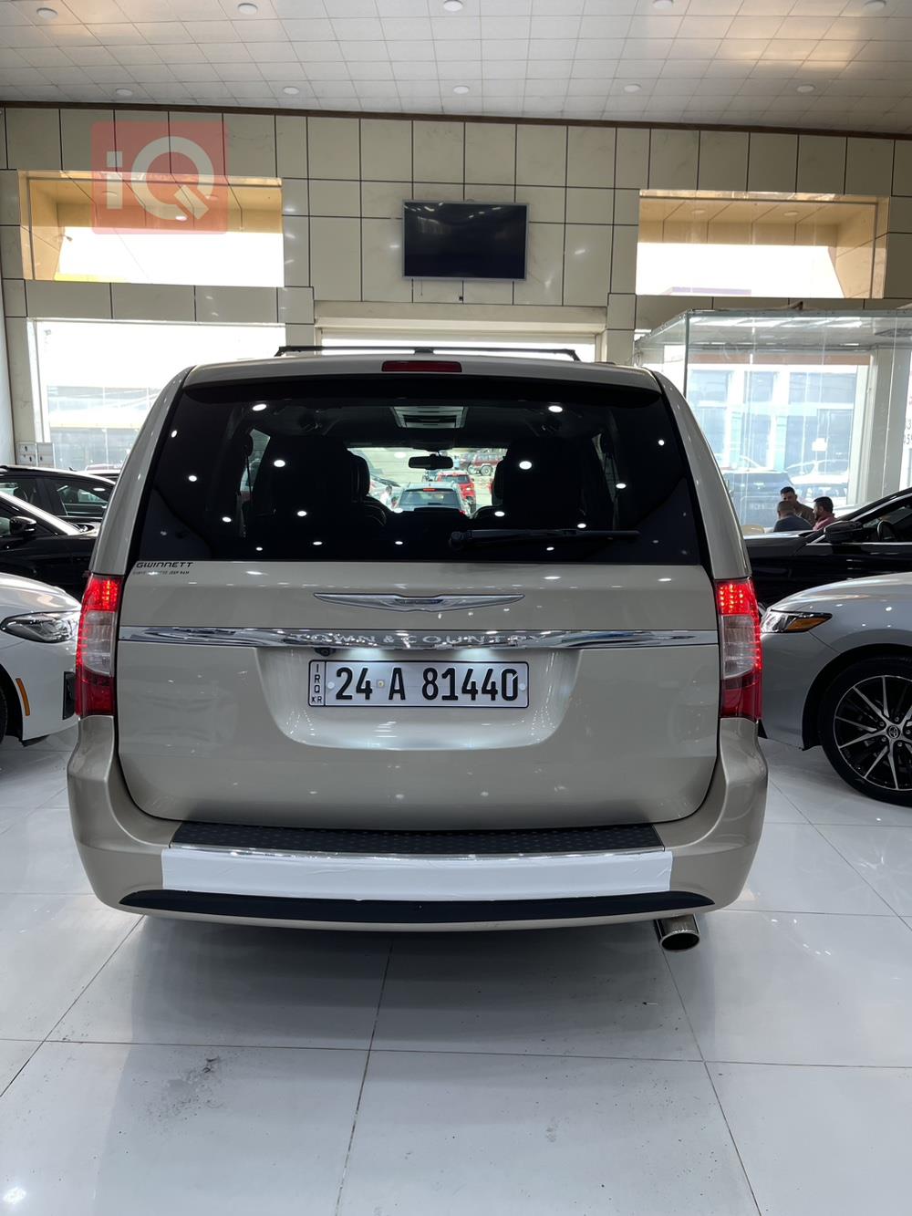 Chrysler Town and Country